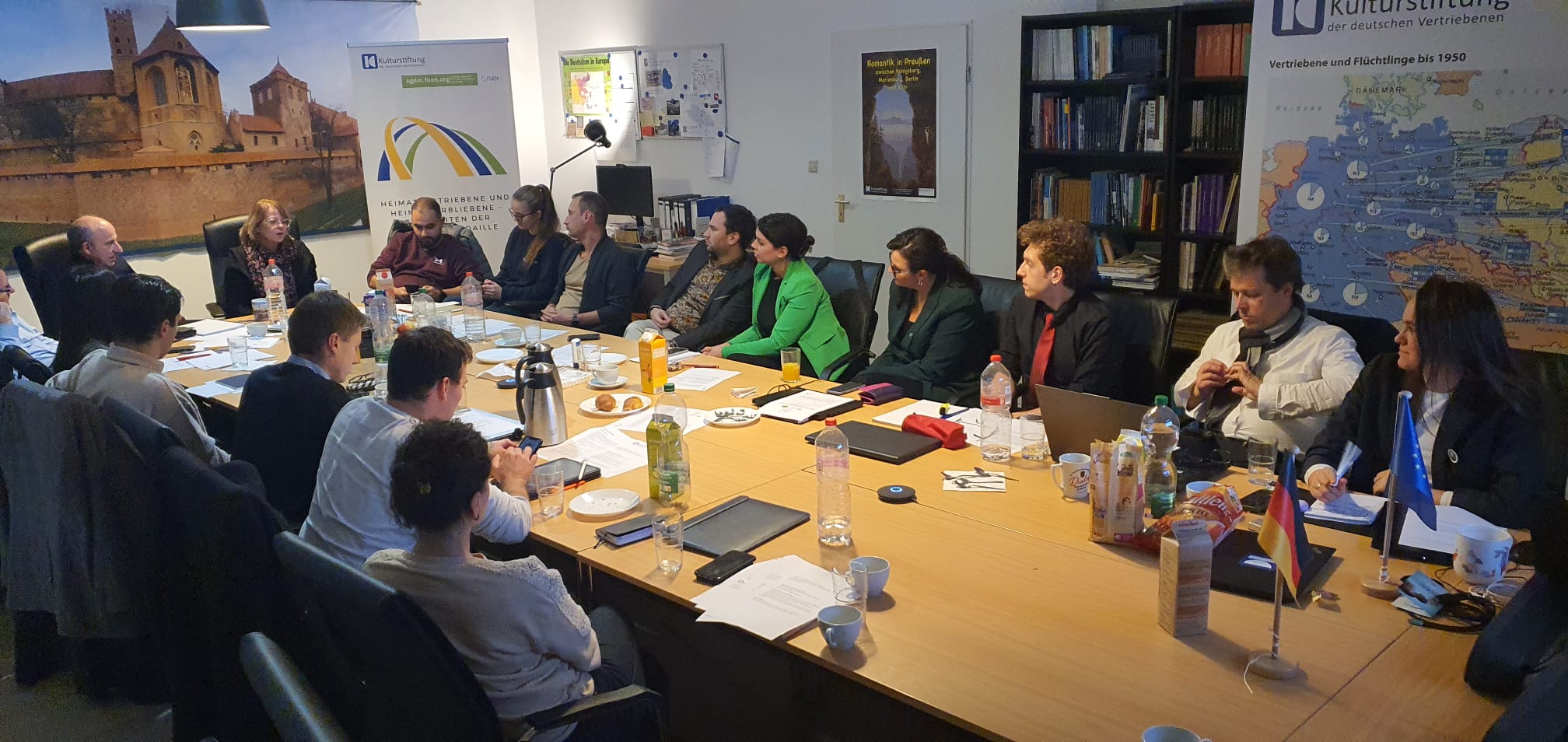 „Junges Netzwerk Zukunft“: Jugendliche der deutschen Minderheiten und Landsmannschaften stärken ihre Zusammenarbeit in Berlin